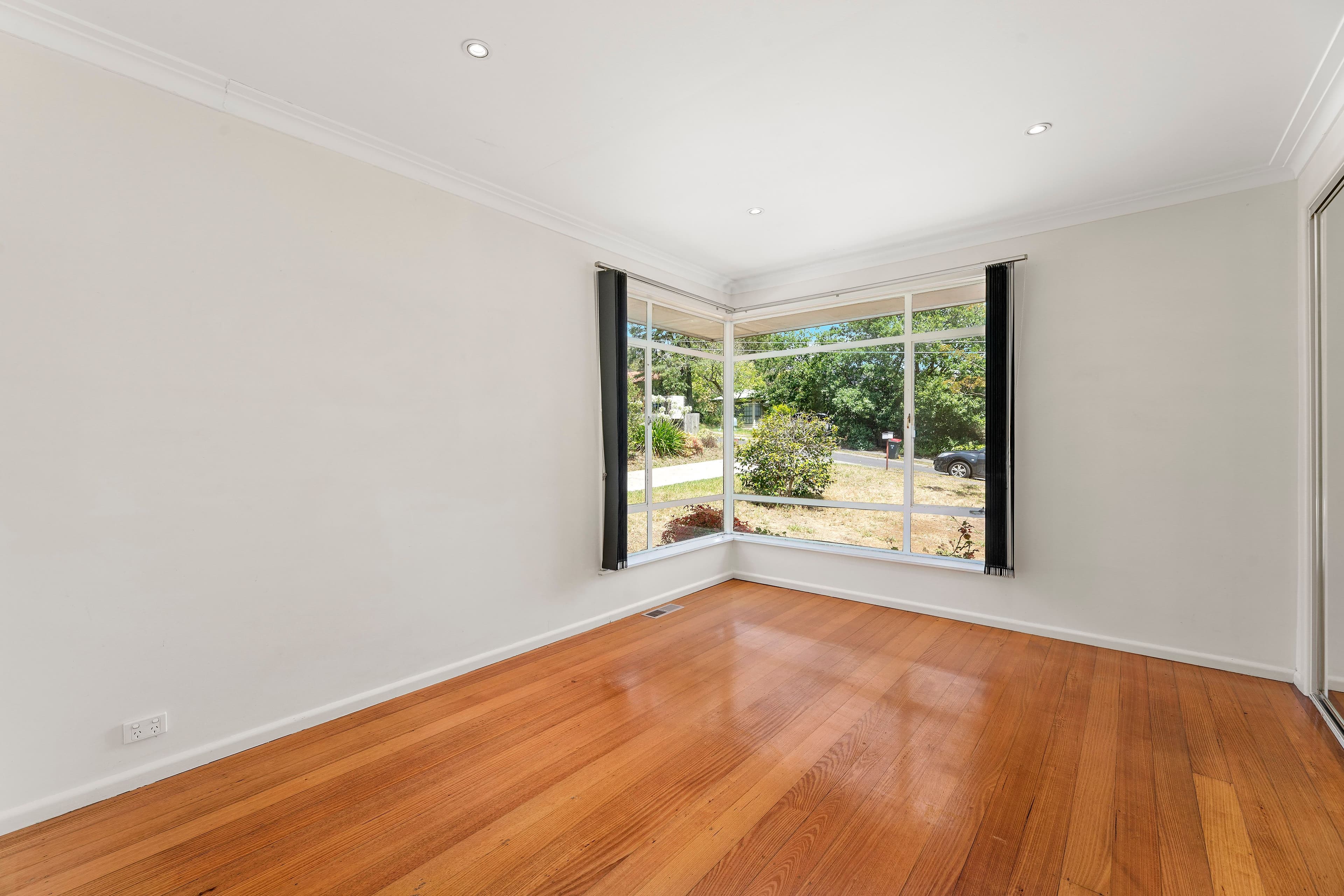 25 Lilian Parade, Eltham VIC 3095, Eltham - Thumbnail 5