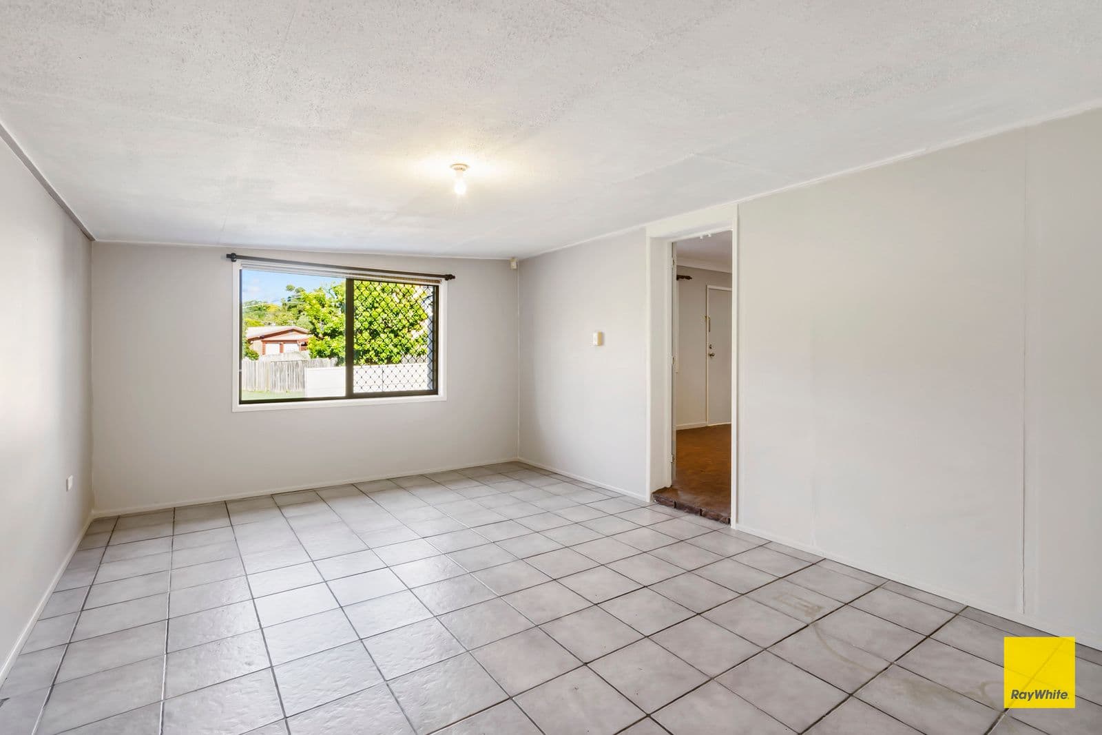 5 Carlisle Street, Alexandra Hills QLD 4161, Alexandra Hills - Thumbnail 6