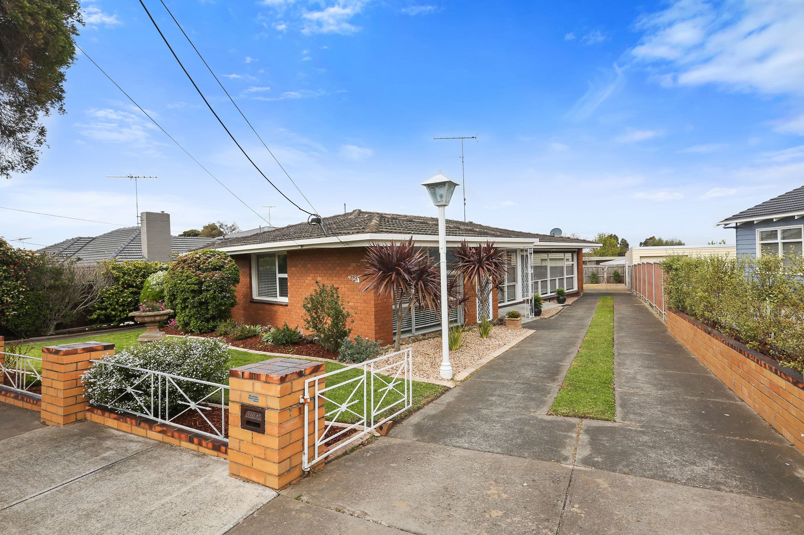4 Carlton Close, Bethania QLD 4205, Bethania - Image 1