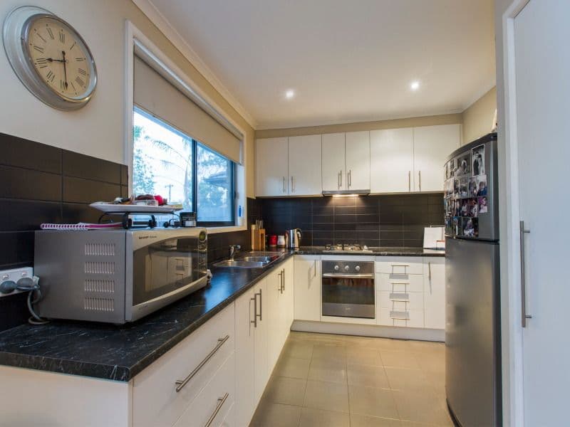 5 Gomi Court, FRANKSTON VIC 3199, Frankston - Thumbnail 2