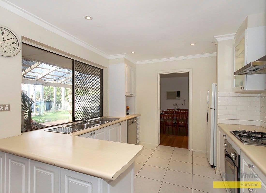 6 Cromwell Road, ALEXANDER HEIGHTS WA 6064, Alexander Heights - Thumbnail 3