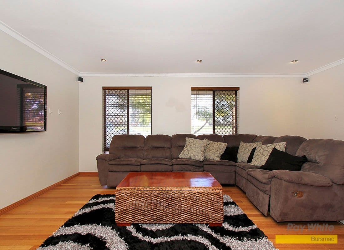 6 Cromwell Road, ALEXANDER HEIGHTS WA 6064, Alexander Heights - Thumbnail 7