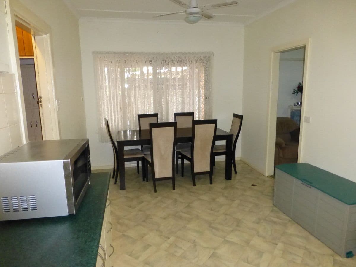 47 Barry Street, ECHUCA VIC 3564, Echuca - Thumbnail 3