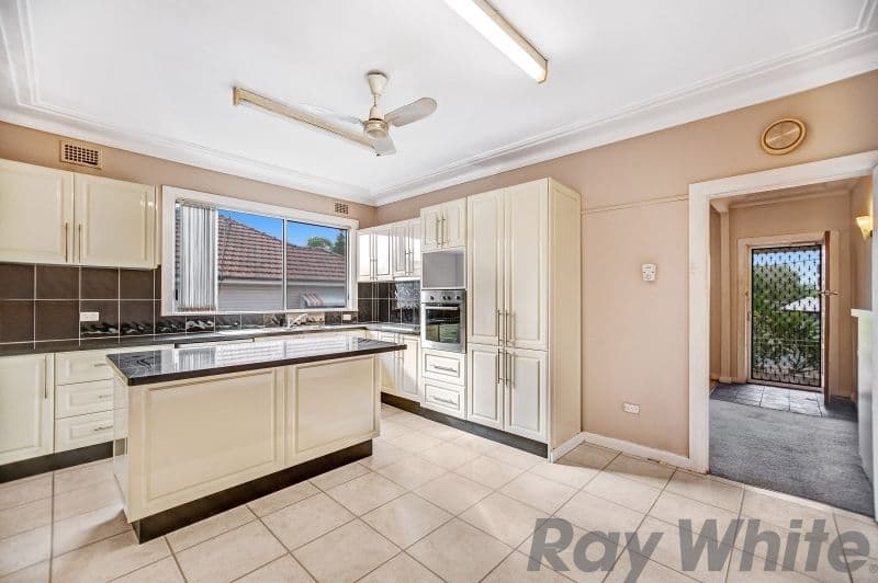 39 Brisbane Street, East Maitland - Thumbnail 3