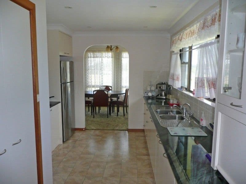 40 Lake Street, LAURIETON NSW 2443, Laurieton - Thumbnail 3