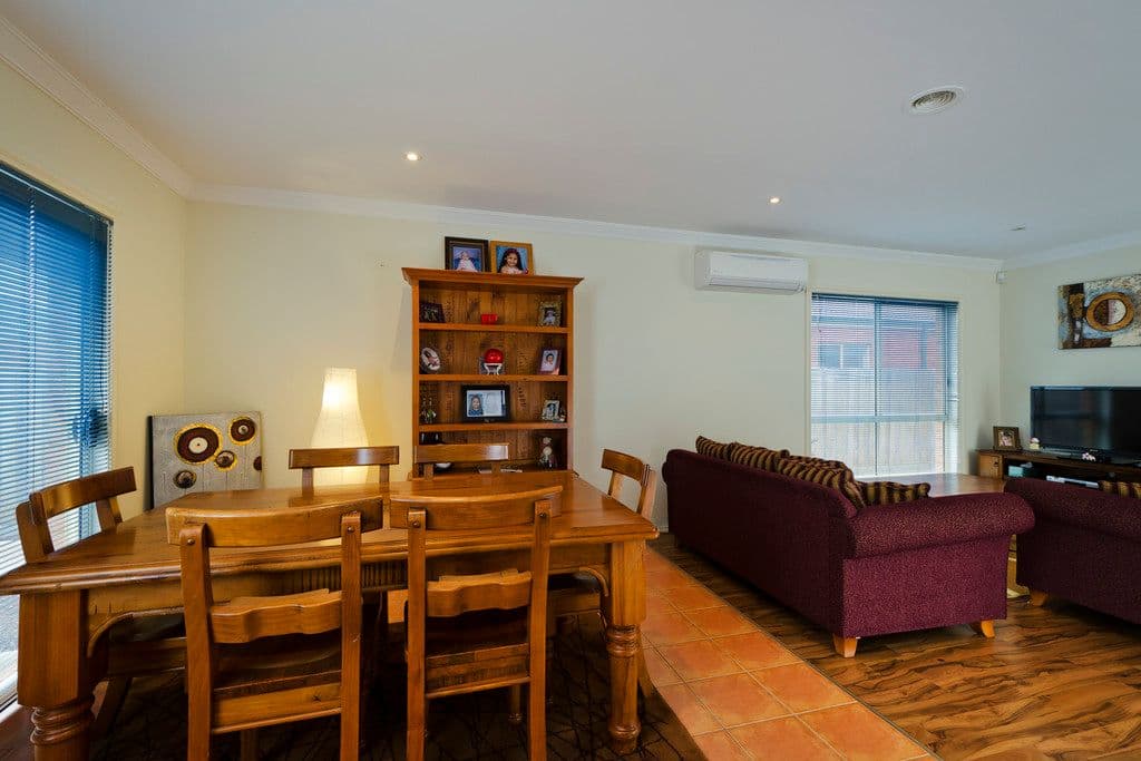 26 Harkaway Avenue, HOPPERS CROSSING VIC 3029, Hoppers Crossing - Thumbnail 3