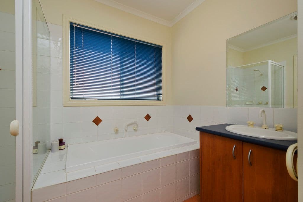 26 Harkaway Avenue, HOPPERS CROSSING VIC 3029, Hoppers Crossing - Thumbnail 6