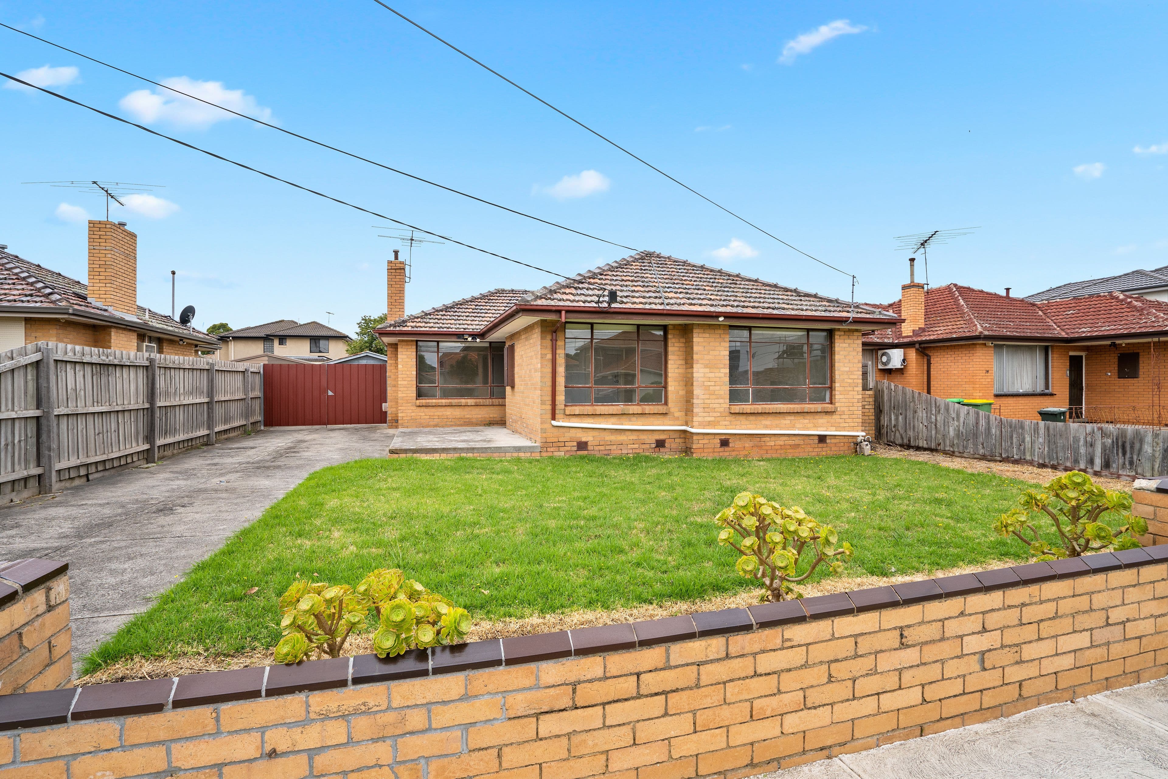 16 Chenies Street, Reservoir VIC 3073, Reservoir - Thumbnail 2