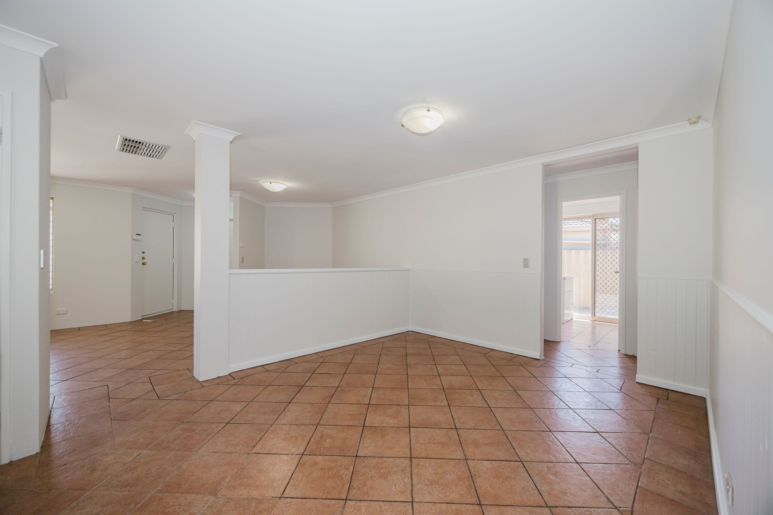 22 Pinnacles Place, Ballajura WA 6066, Ballajura - Thumbnail 3