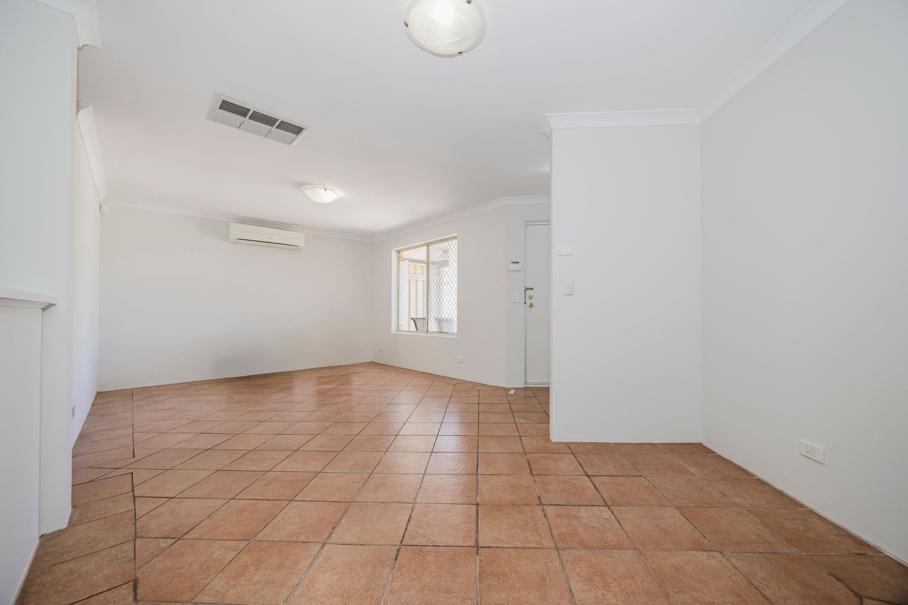 22 Pinnacles Place, Ballajura WA 6066, Ballajura - Thumbnail 6