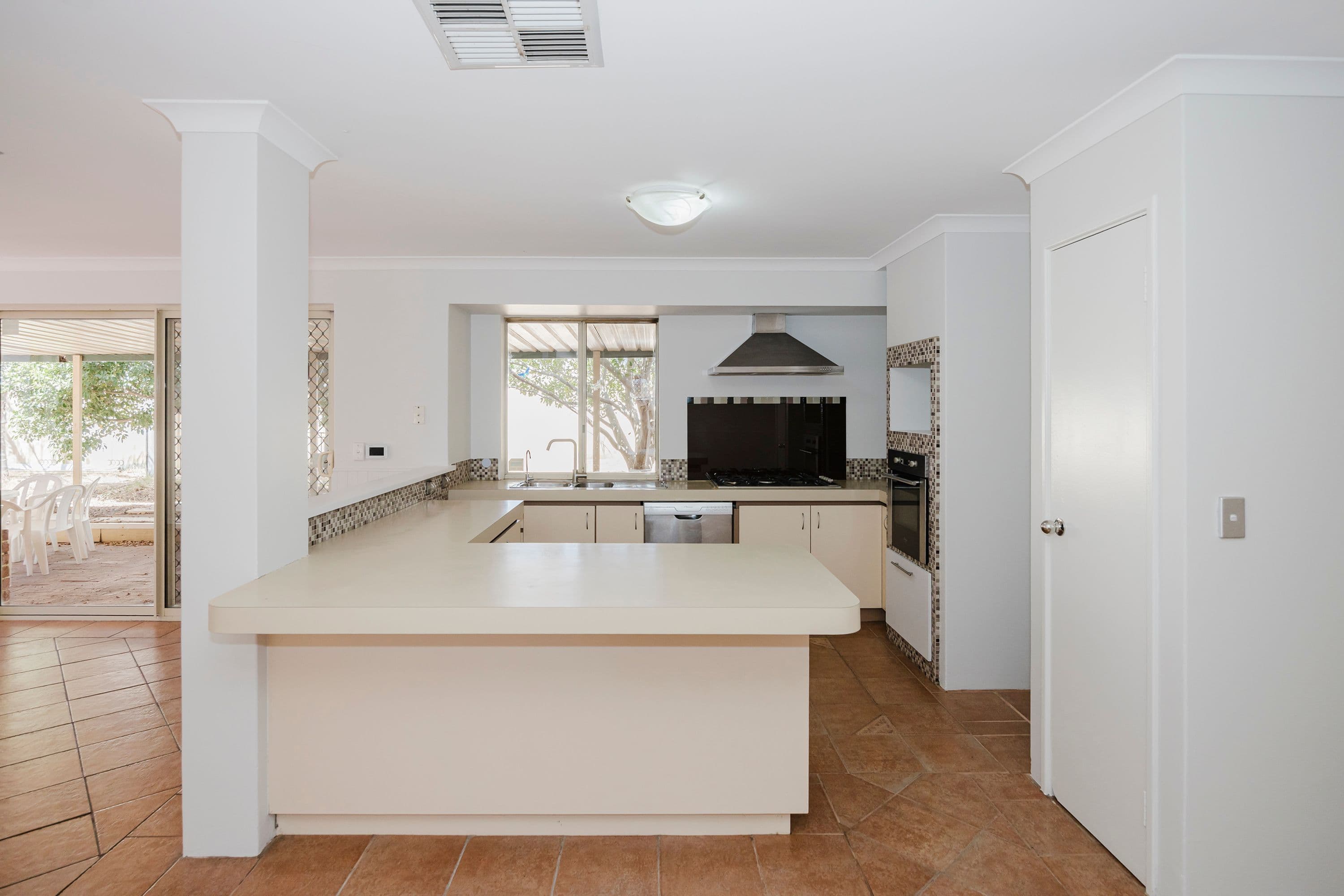22 Pinnacles Place, Ballajura WA 6066, Ballajura - Thumbnail 8