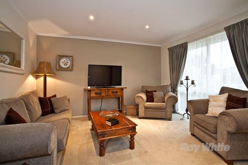 31 Bellfield Drive, LYSTERFIELD VIC 3156, Lysterfield - Thumbnail 3