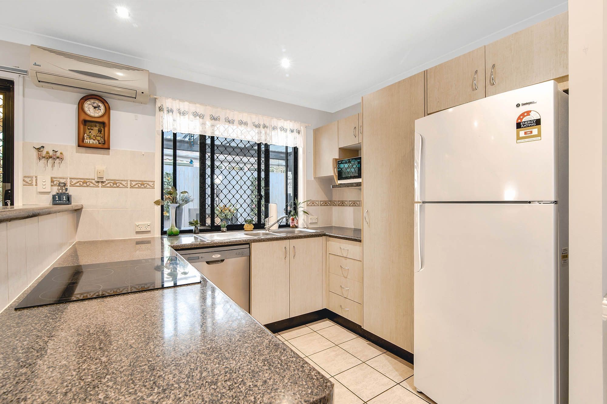 10 Burran Avenue, Upper Coomera QLD 4209, Upper Coomera - Thumbnail 4
