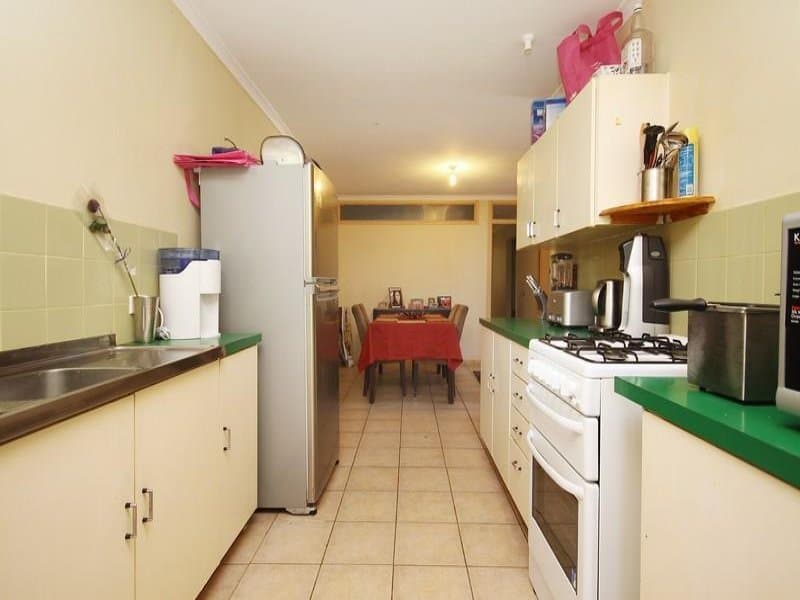 17 Adaluna Crescent, Smithfield - Thumbnail 4