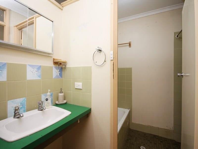 17 Adaluna Crescent, Smithfield - Thumbnail 7
