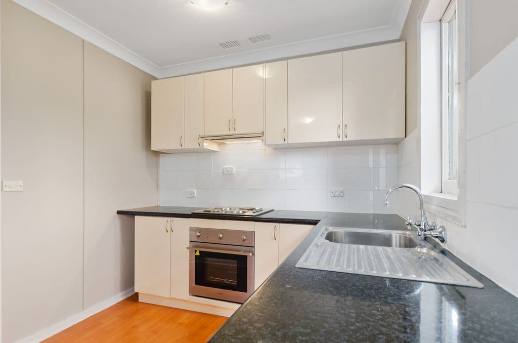 15 Kurrawa Crescent, Koonawarra - Thumbnail 3