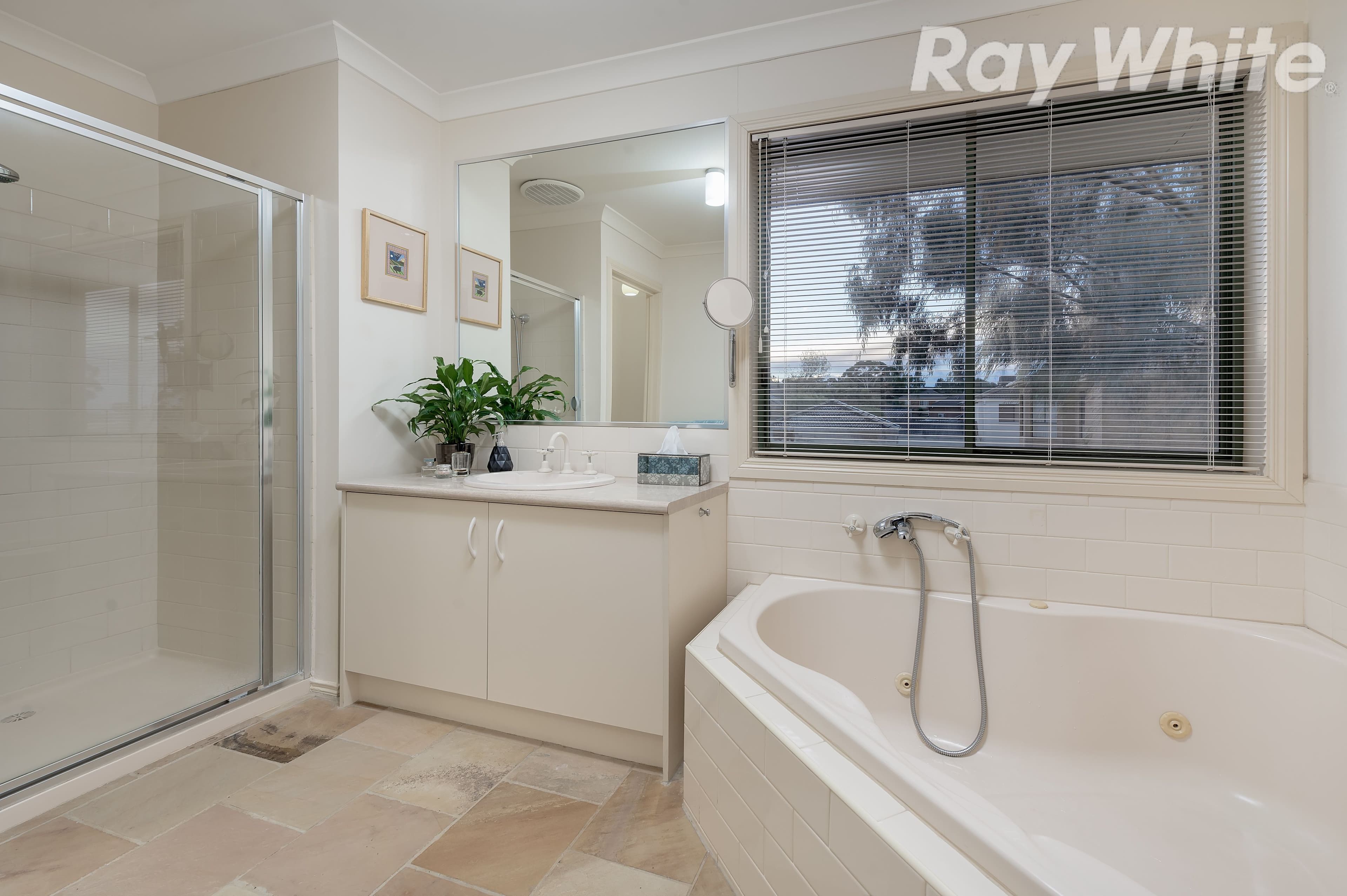 21 Lurline Street, Bundoora VIC 3083, Bundoora - Thumbnail 7