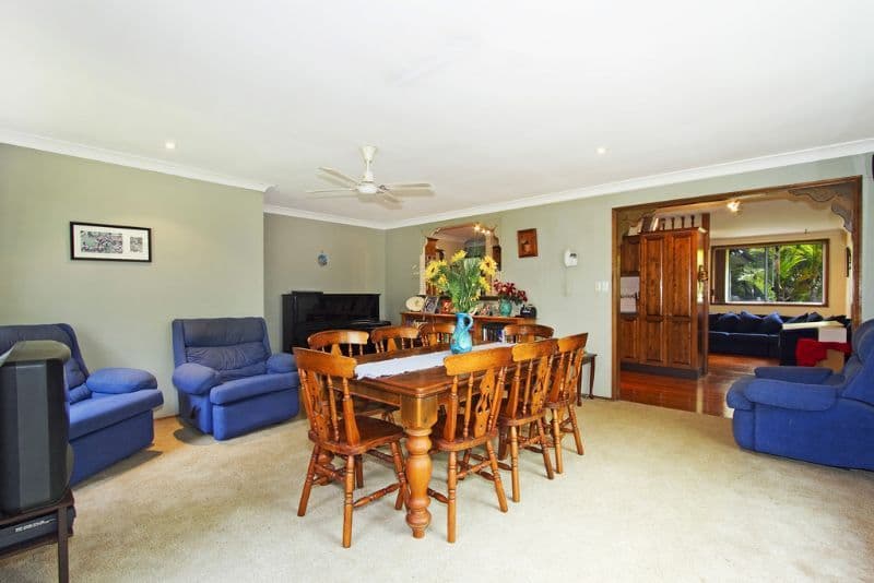 37  Keren Avenue, BERKELEY VALE NSW 2261, Berkeley Vale - Thumbnail 3