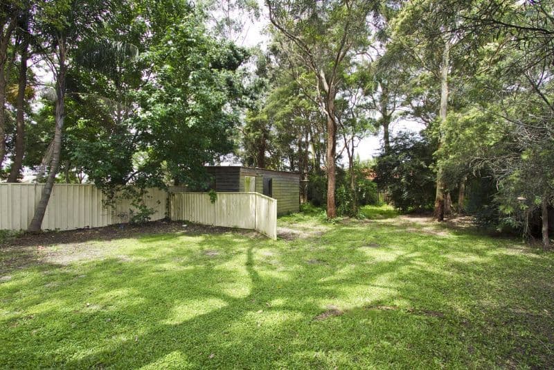 37  Keren Avenue, BERKELEY VALE NSW 2261, Berkeley Vale - Thumbnail 4