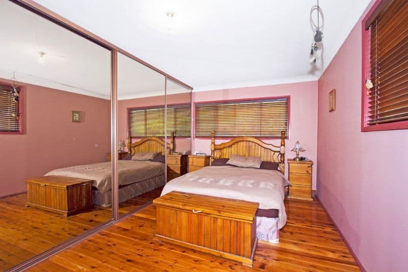 37  Keren Avenue, BERKELEY VALE NSW 2261, Berkeley Vale - Thumbnail 6
