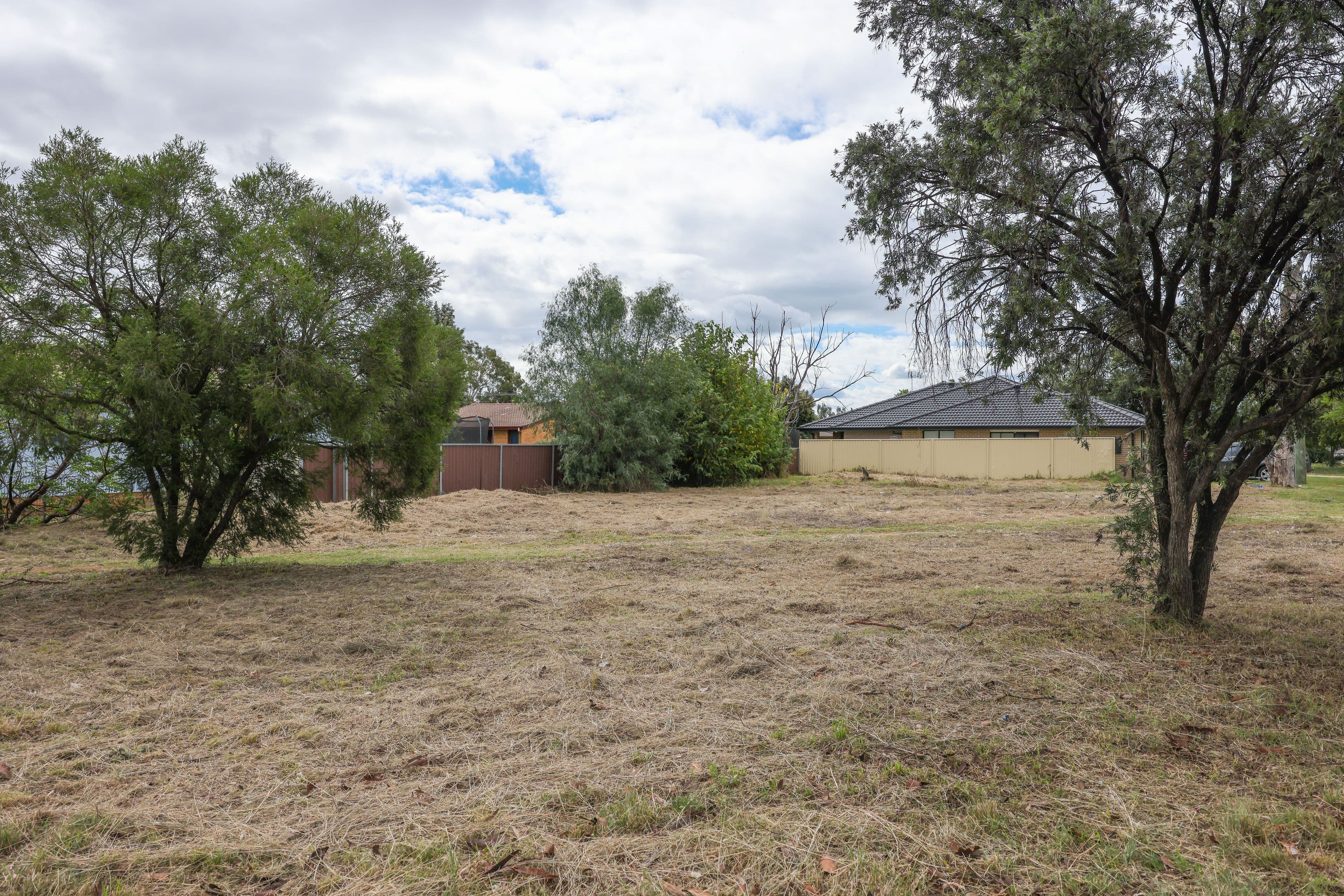 1 Sue Crescent, Tamworth NSW 2340, West Tamworth - Thumbnail 2