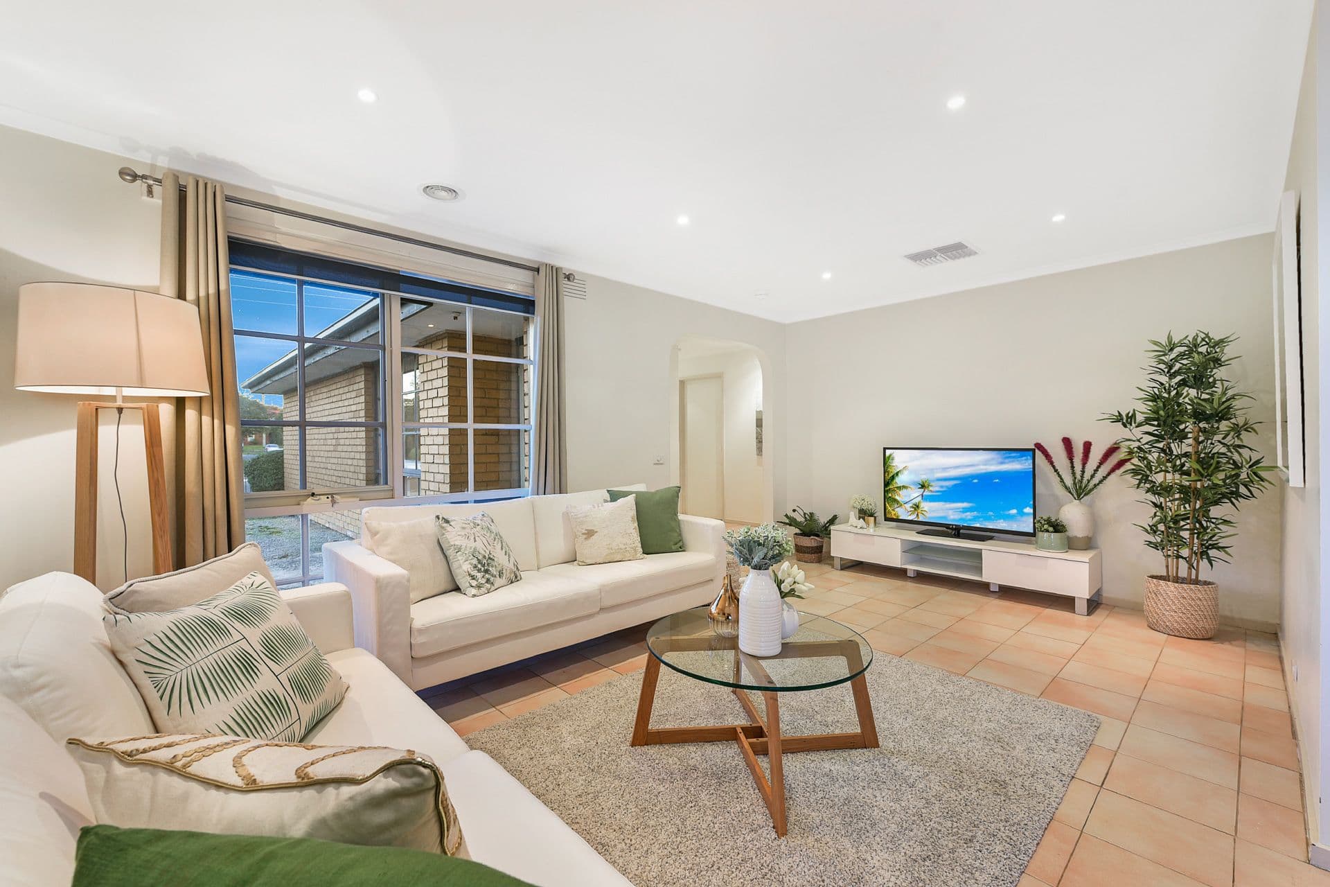 9 Jarvis Crescent, Dandenong North VIC 3175, Dandenong North - Thumbnail 2