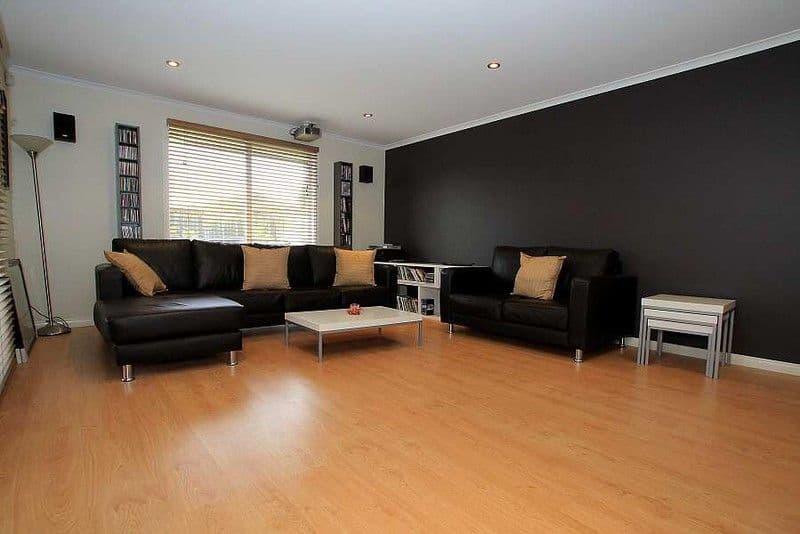 38 Fewster Drive, WANTIRNA SOUTH VIC 3152, Wantirna South - Thumbnail 4