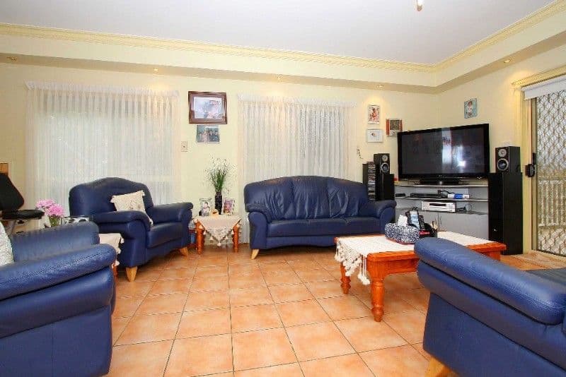 15 Maculata Grove, BUNDOORA VIC 3083, Bundoora - Thumbnail 5