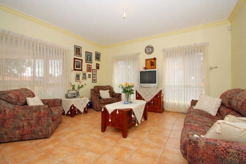 15 Maculata Grove, BUNDOORA VIC 3083, Bundoora - Thumbnail 7