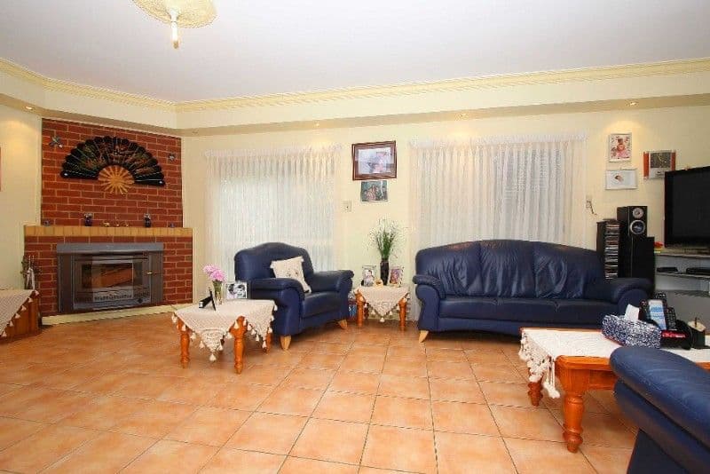 15 Maculata Grove, BUNDOORA VIC 3083, Bundoora - Thumbnail 8