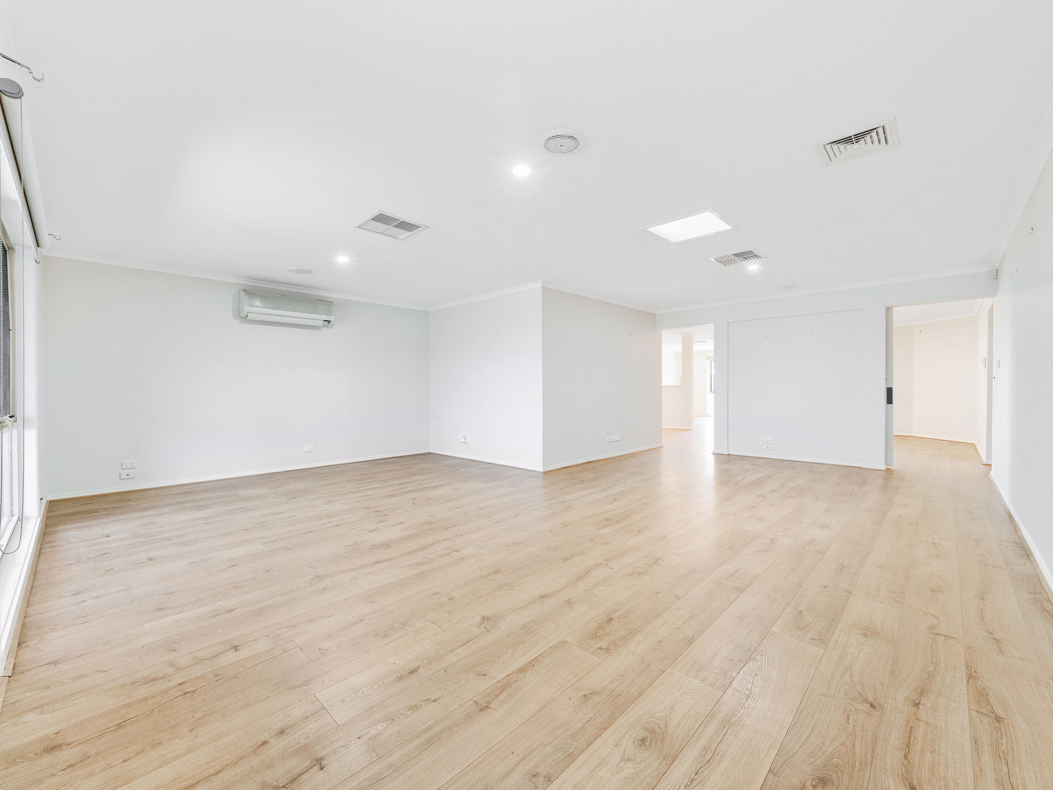 48 Brookland Greens Boulevard, Cranbourne VIC 3977, Cranbourne - Thumbnail 6