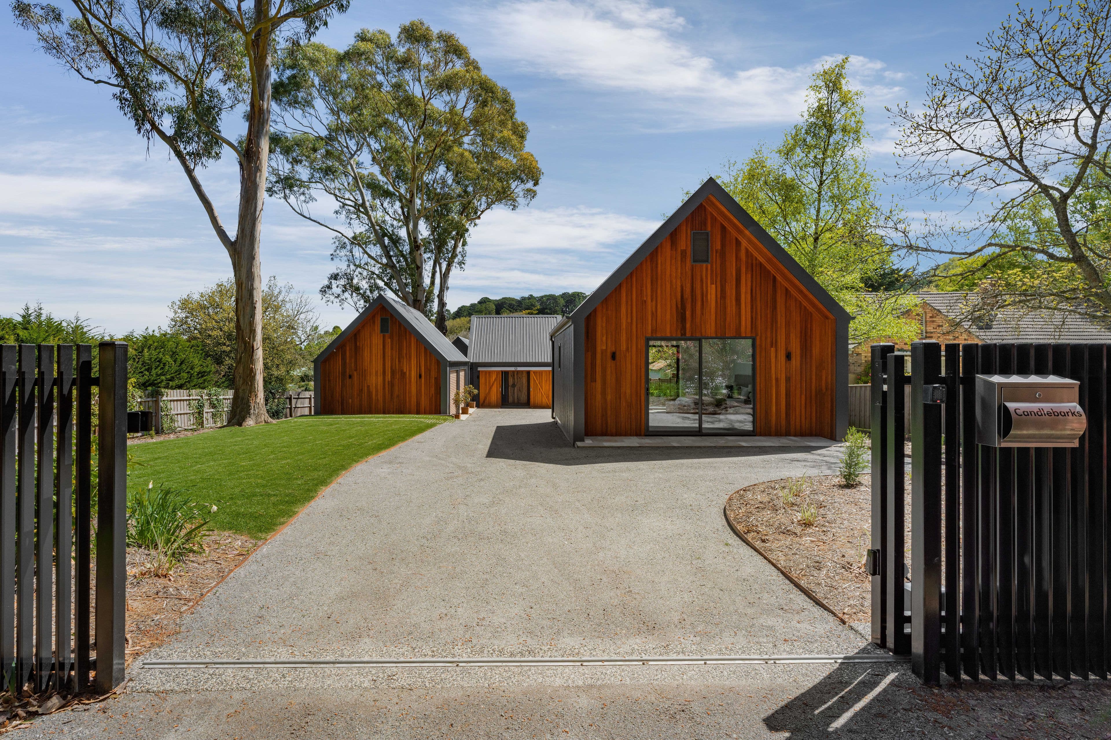 163 High Street, Woodend VIC 3442, Woodend - Thumbnail 2