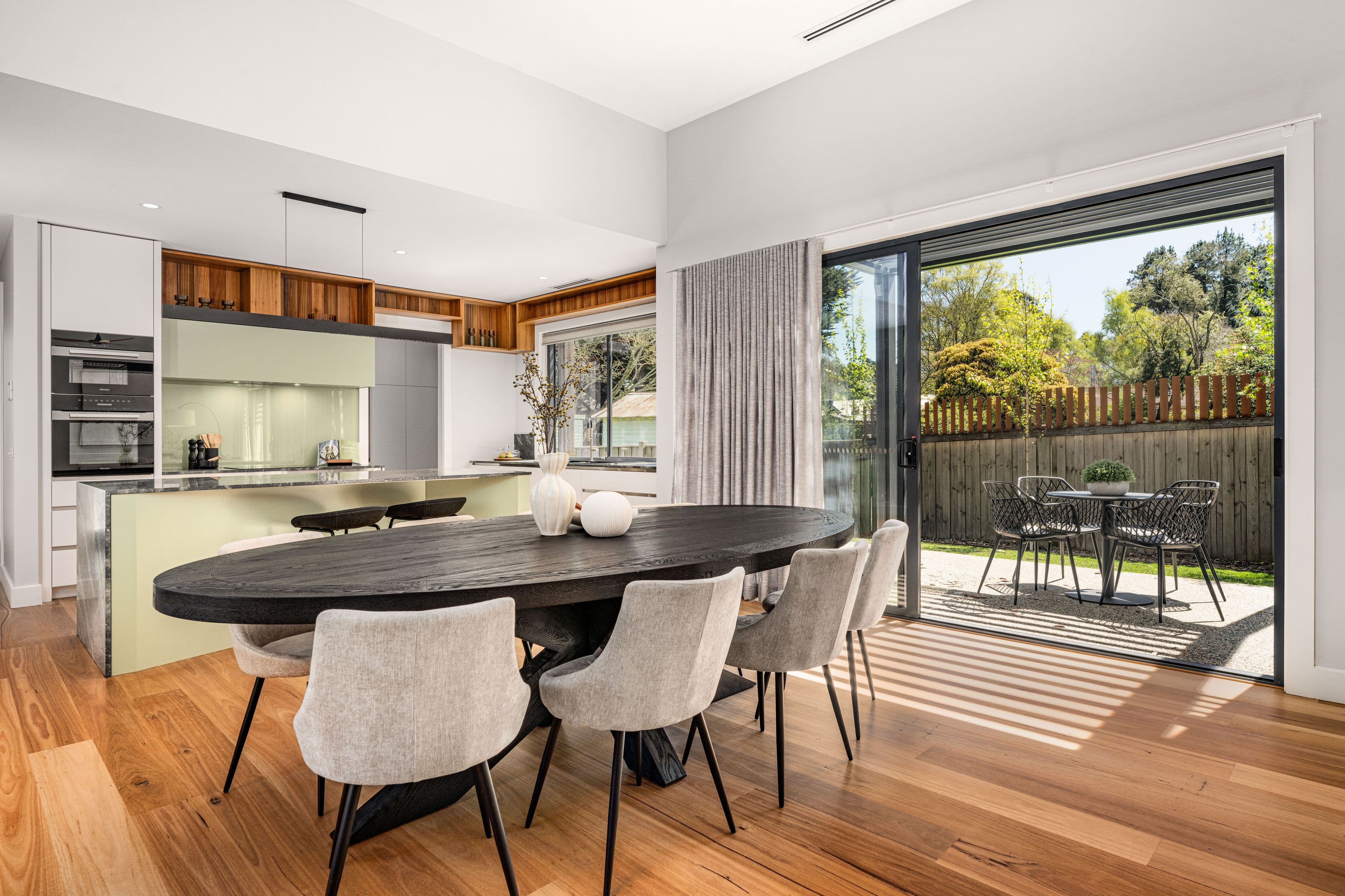163 High Street, Woodend VIC 3442, Woodend - Thumbnail 8