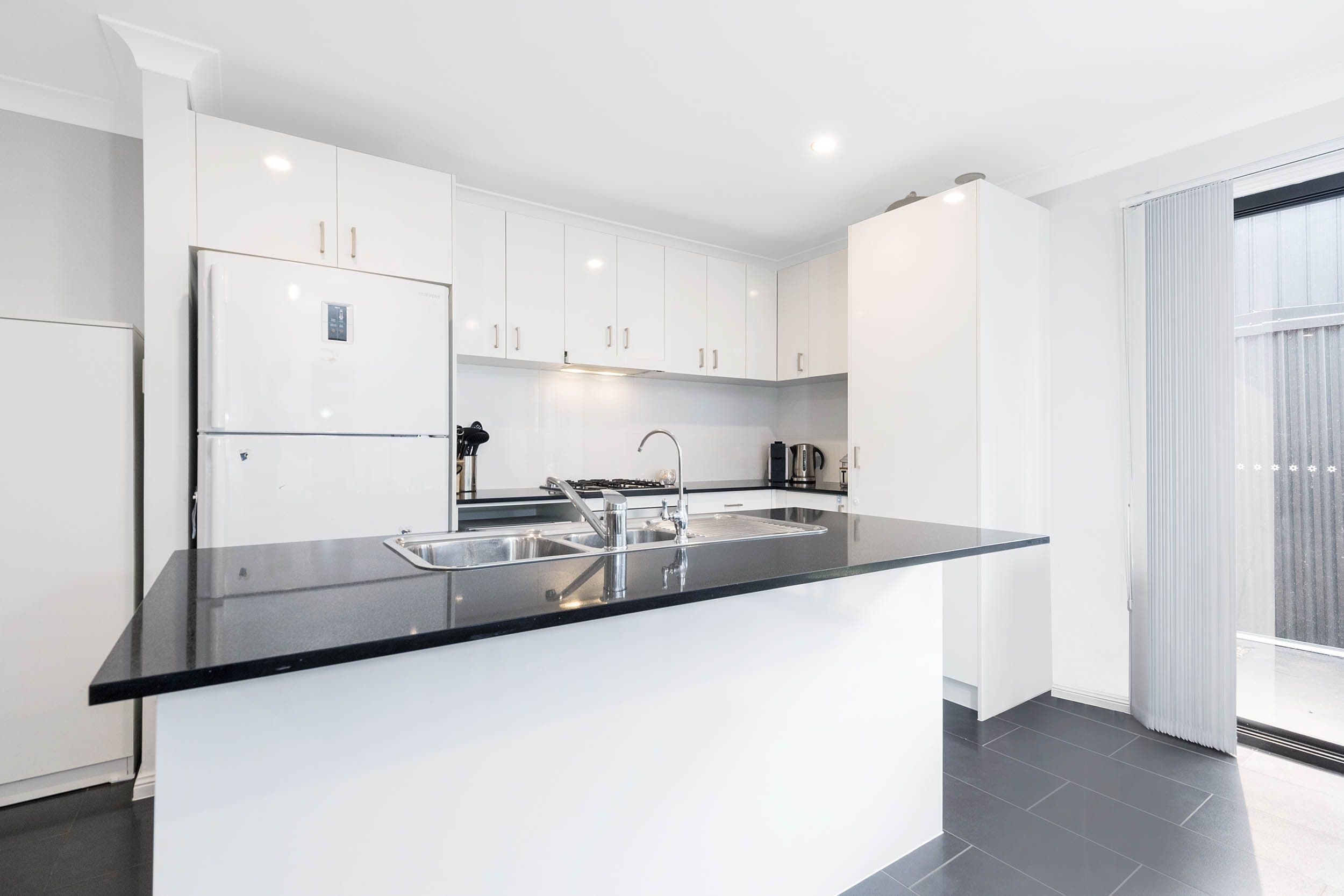 2/37 Vanderville Street, The Oaks NSW 2570, The Oaks - Thumbnail 4