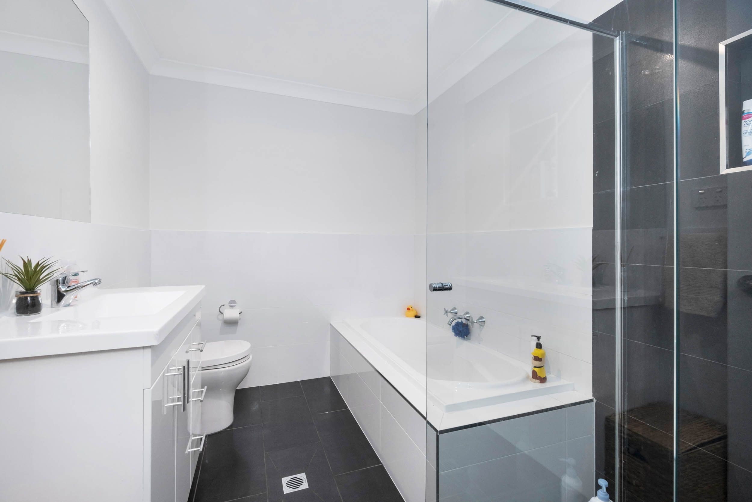 2/37 Vanderville Street, The Oaks NSW 2570, The Oaks - Thumbnail 7