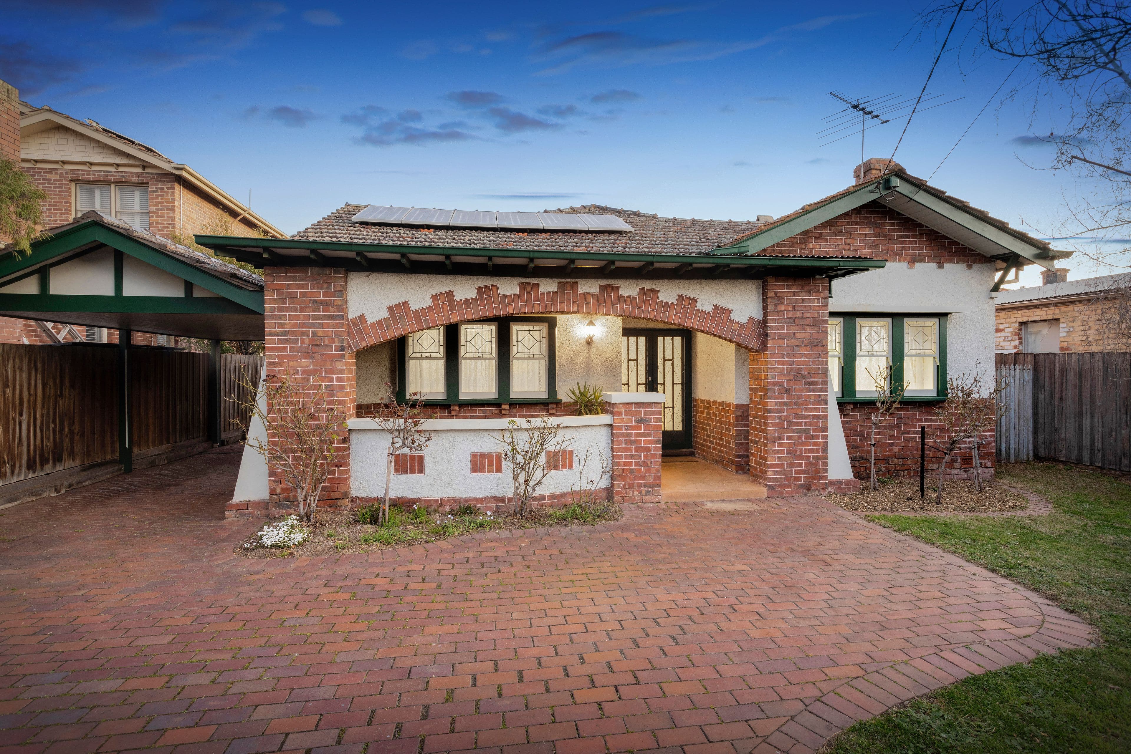 2 Lindsay Avenue, Murrumbeena VIC 3163, Murrumbeena - Image 1