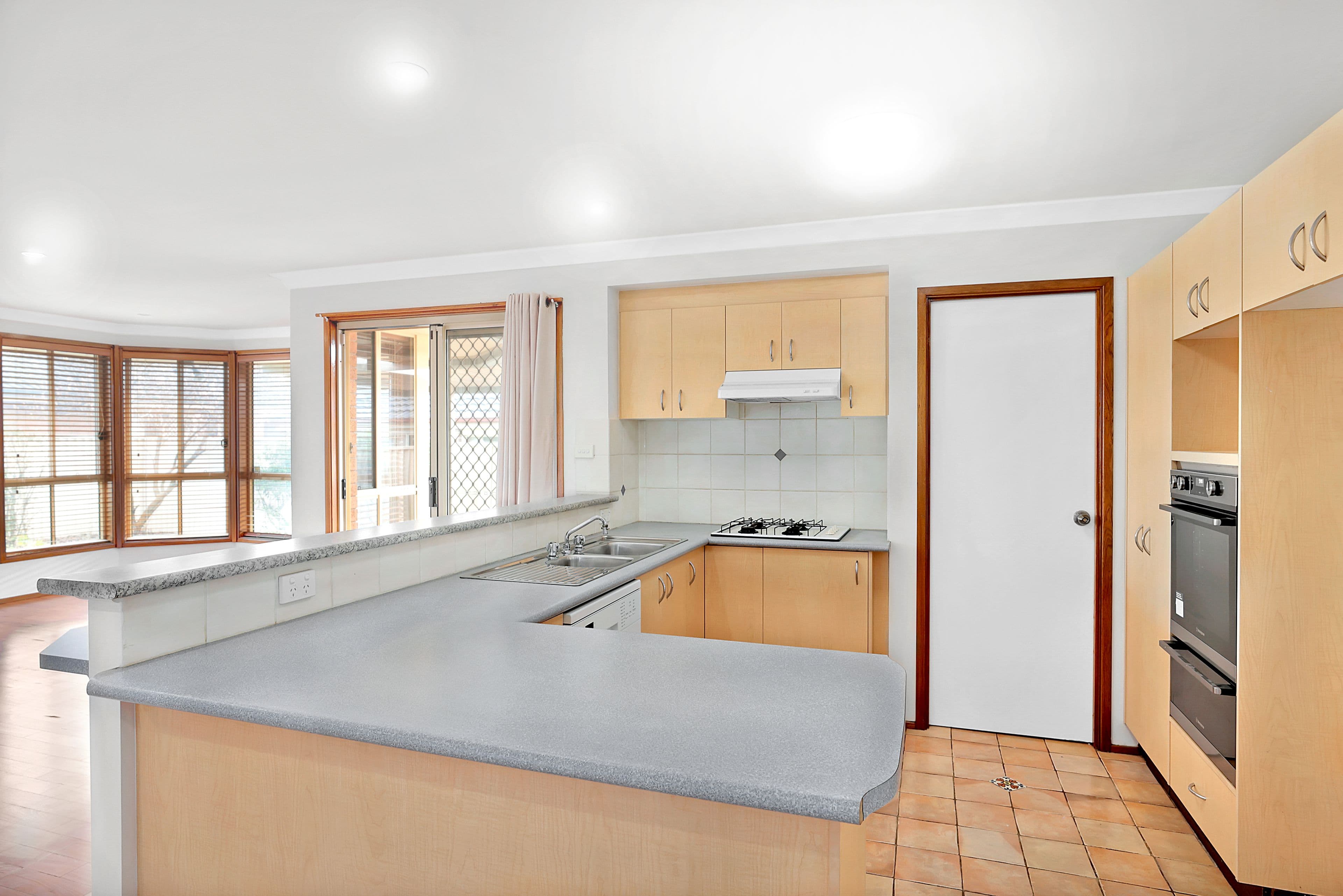 3 Ballybunnion Terrace, Glenmore Park NSW 2745, Glenmore Park - Thumbnail 3