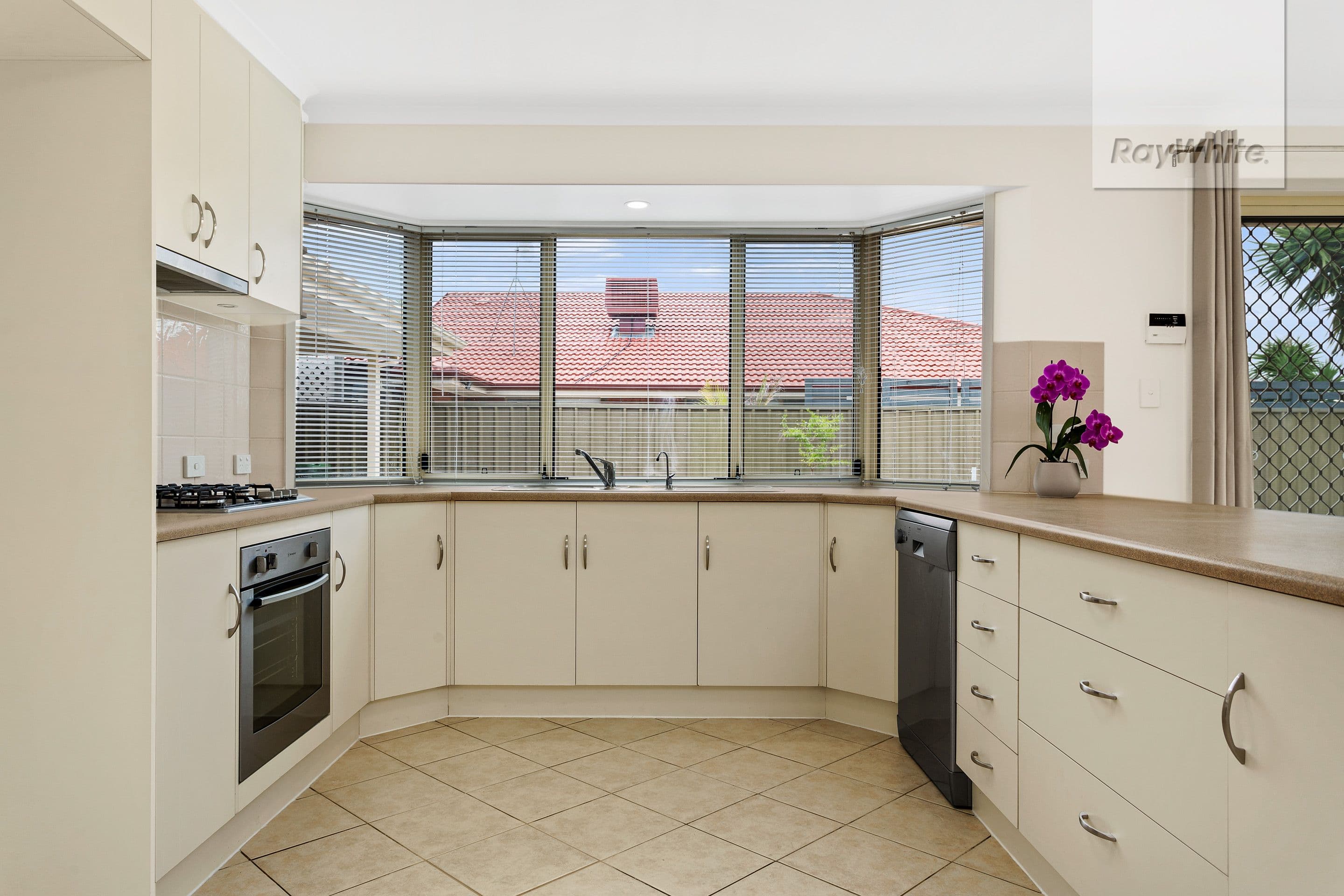 69 Leicester Grove, Andrews Farm SA 5114, Andrews Farm - Thumbnail 7