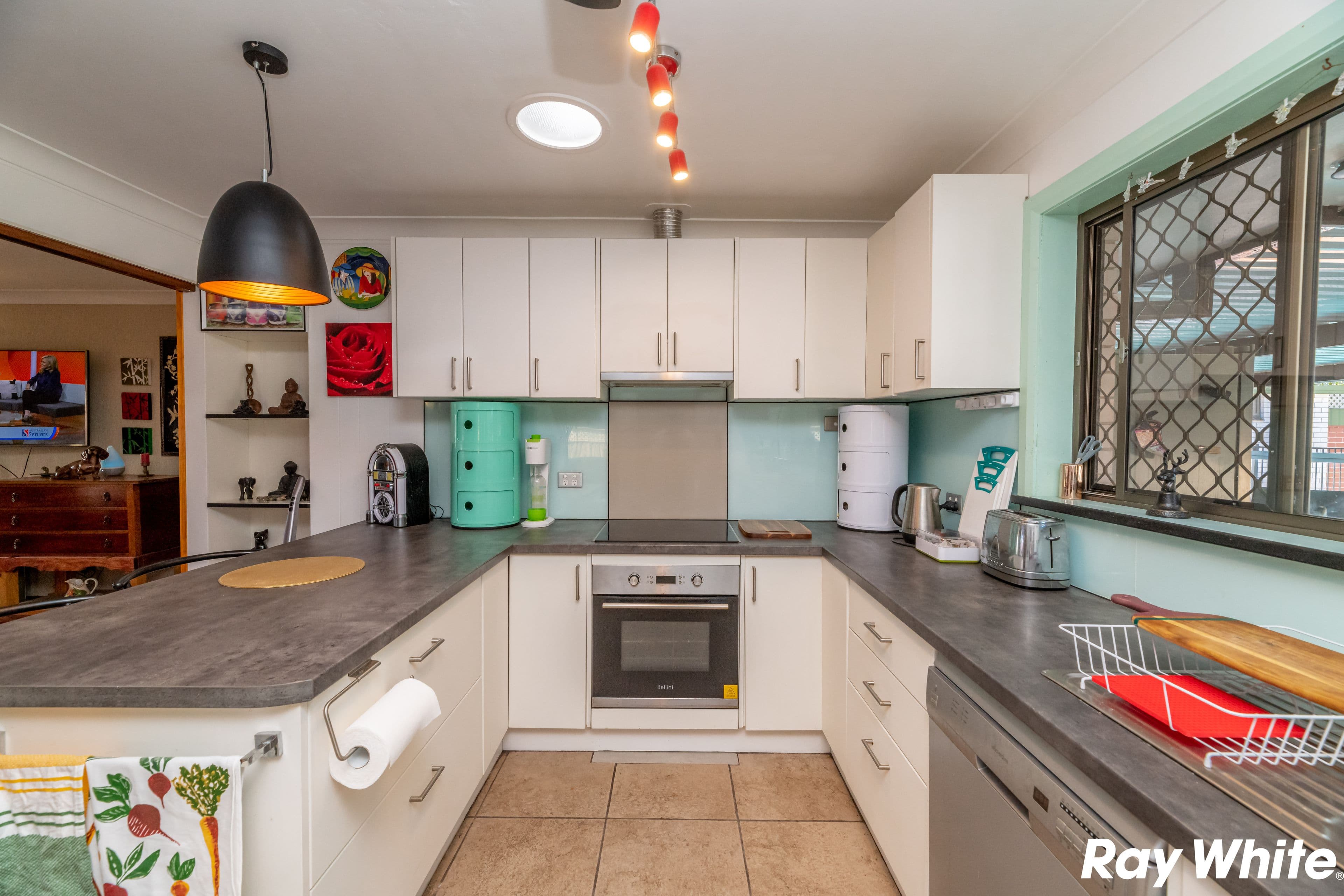 2 De Lore Crescent, Tuncurry NSW 2428, Tuncurry - Thumbnail 2