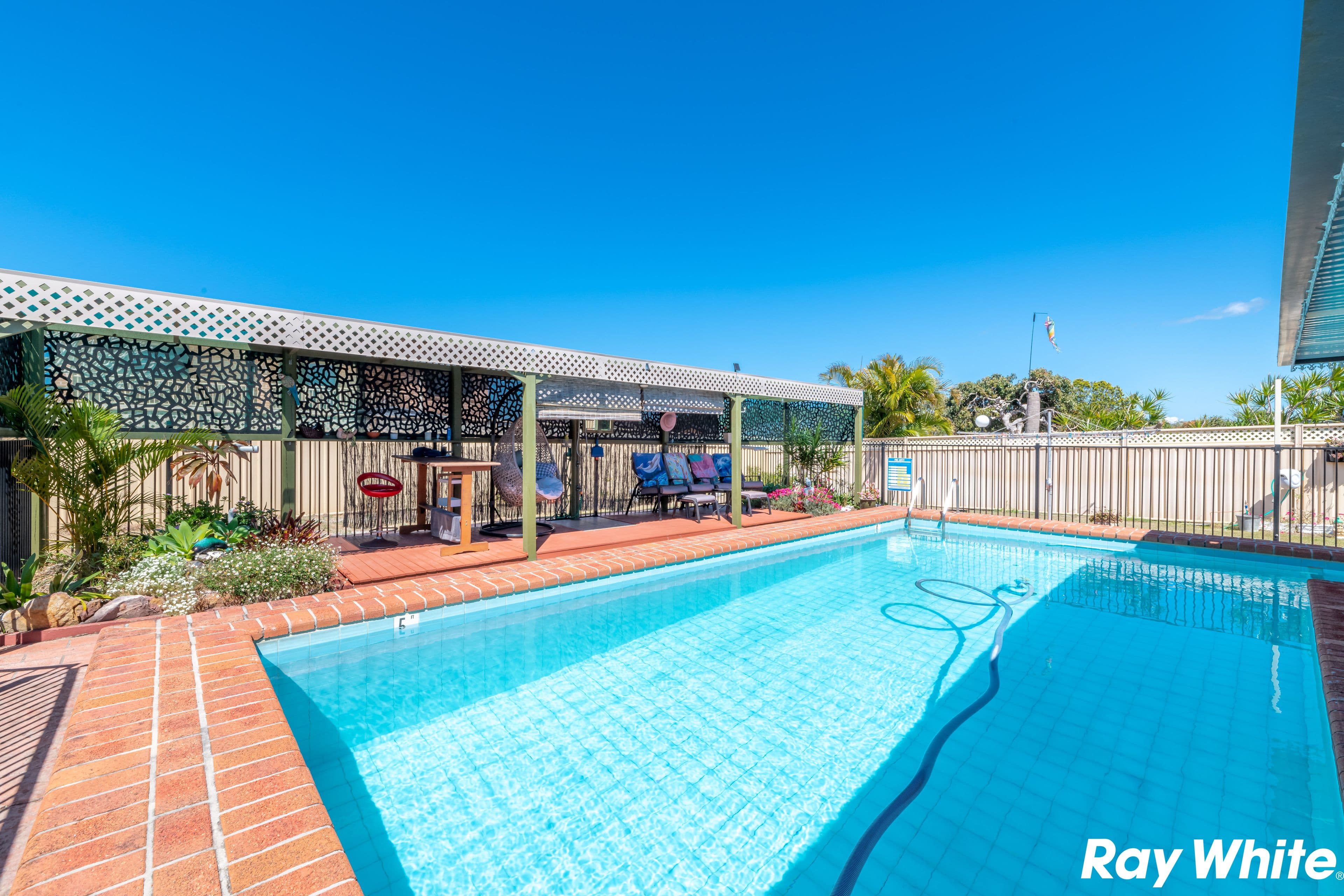2 De Lore Crescent, Tuncurry NSW 2428, Tuncurry - Thumbnail 3