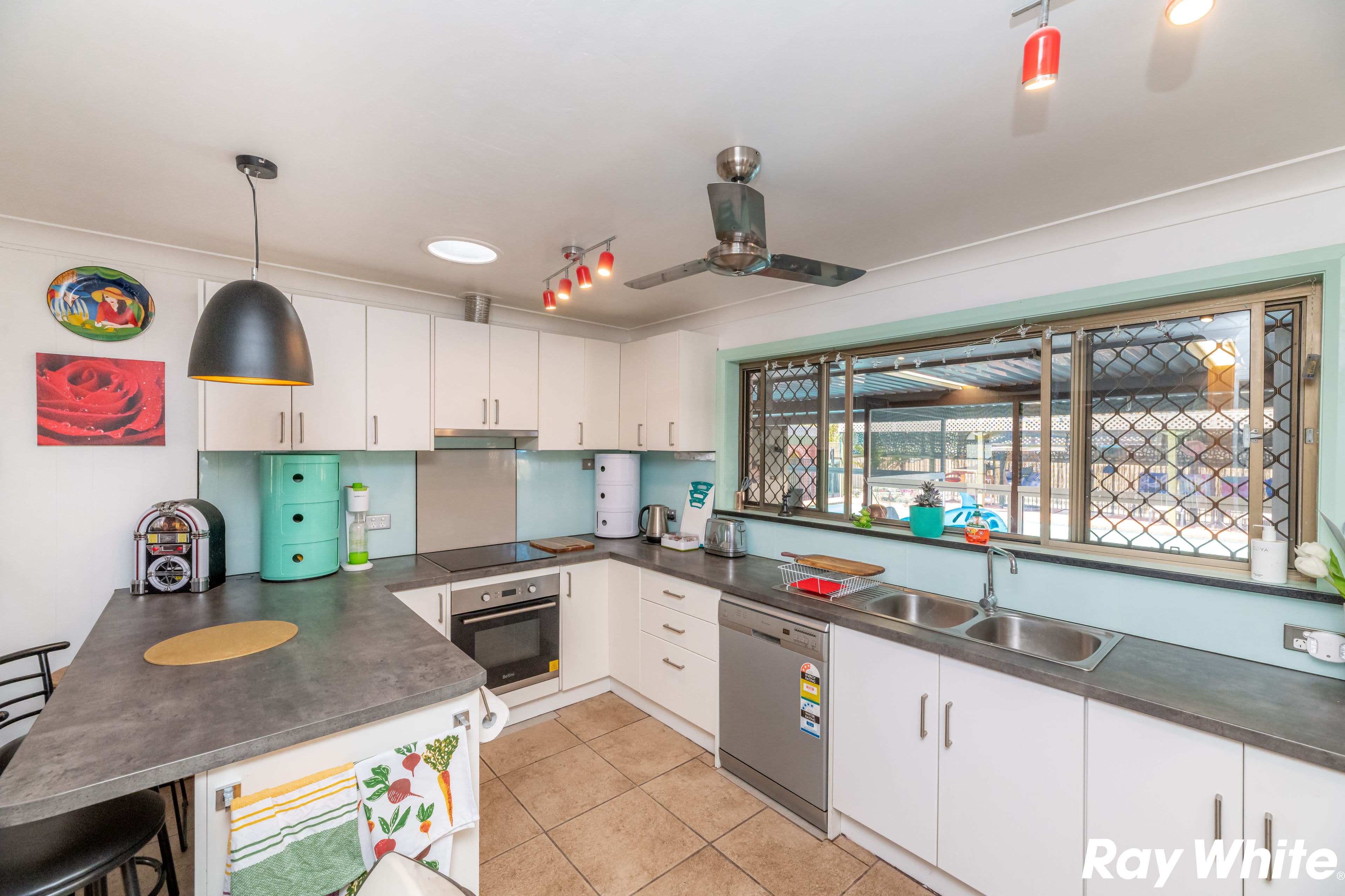2 De Lore Crescent, Tuncurry NSW 2428, Tuncurry - Thumbnail 5