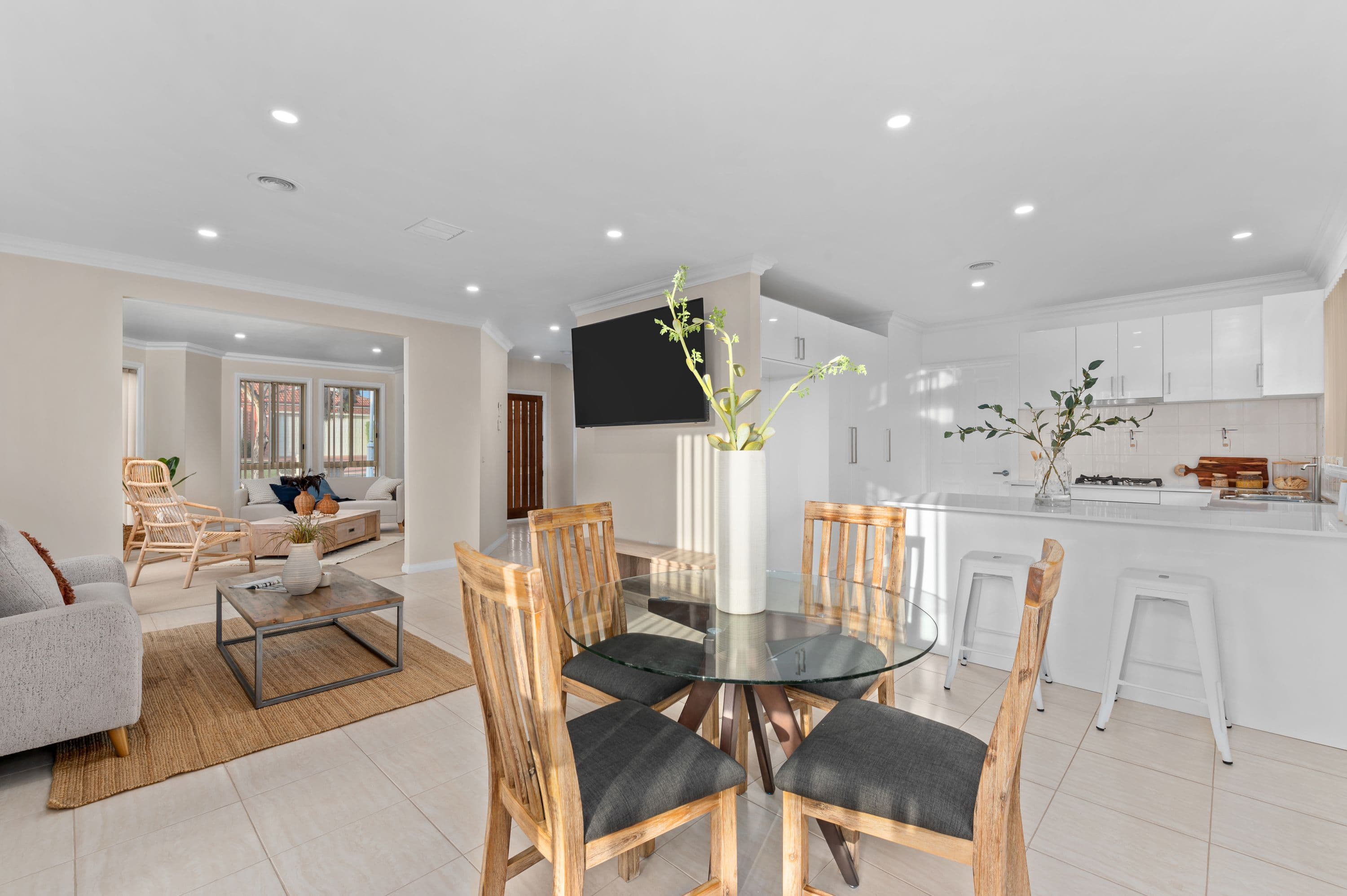 16 Aristocrat Terrace, South Morang VIC 3752, South Morang - Thumbnail 3