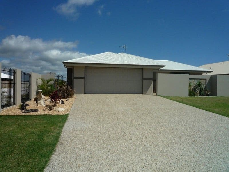 7 Honeyeater Court, WOODGATE QLD 4660, Woodgate - Thumbnail 4