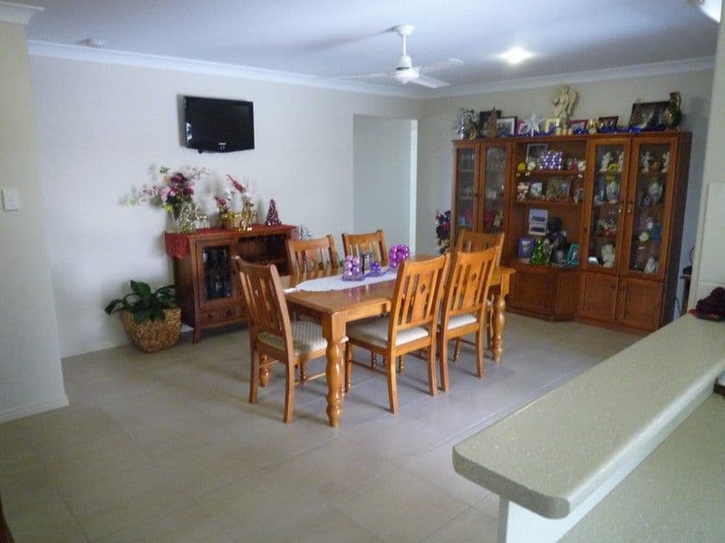 7 Honeyeater Court, WOODGATE QLD 4660, Woodgate - Thumbnail 7