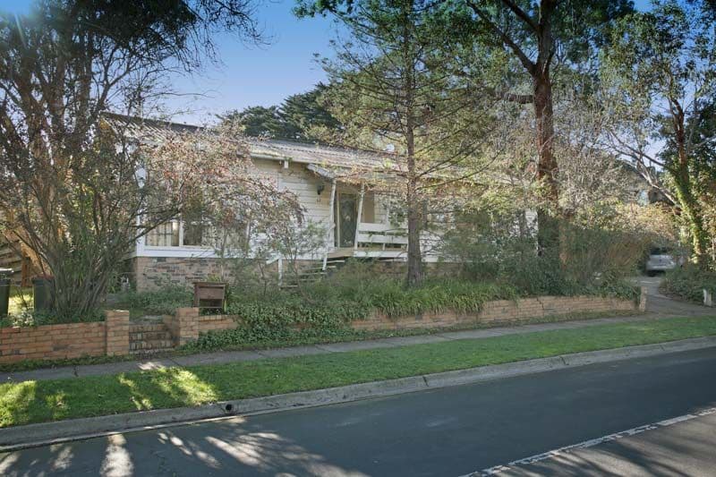62 Pepperell Avenue, GLEN WAVERLEY VIC 3150, Glen Waverley - Image 1