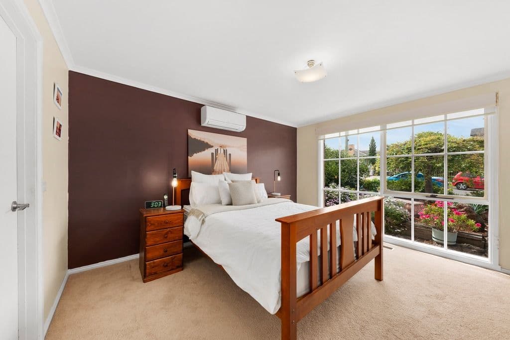 28 Aisbett Avenue, Wantirna South VIC 3152, Wantirna South - Thumbnail 3