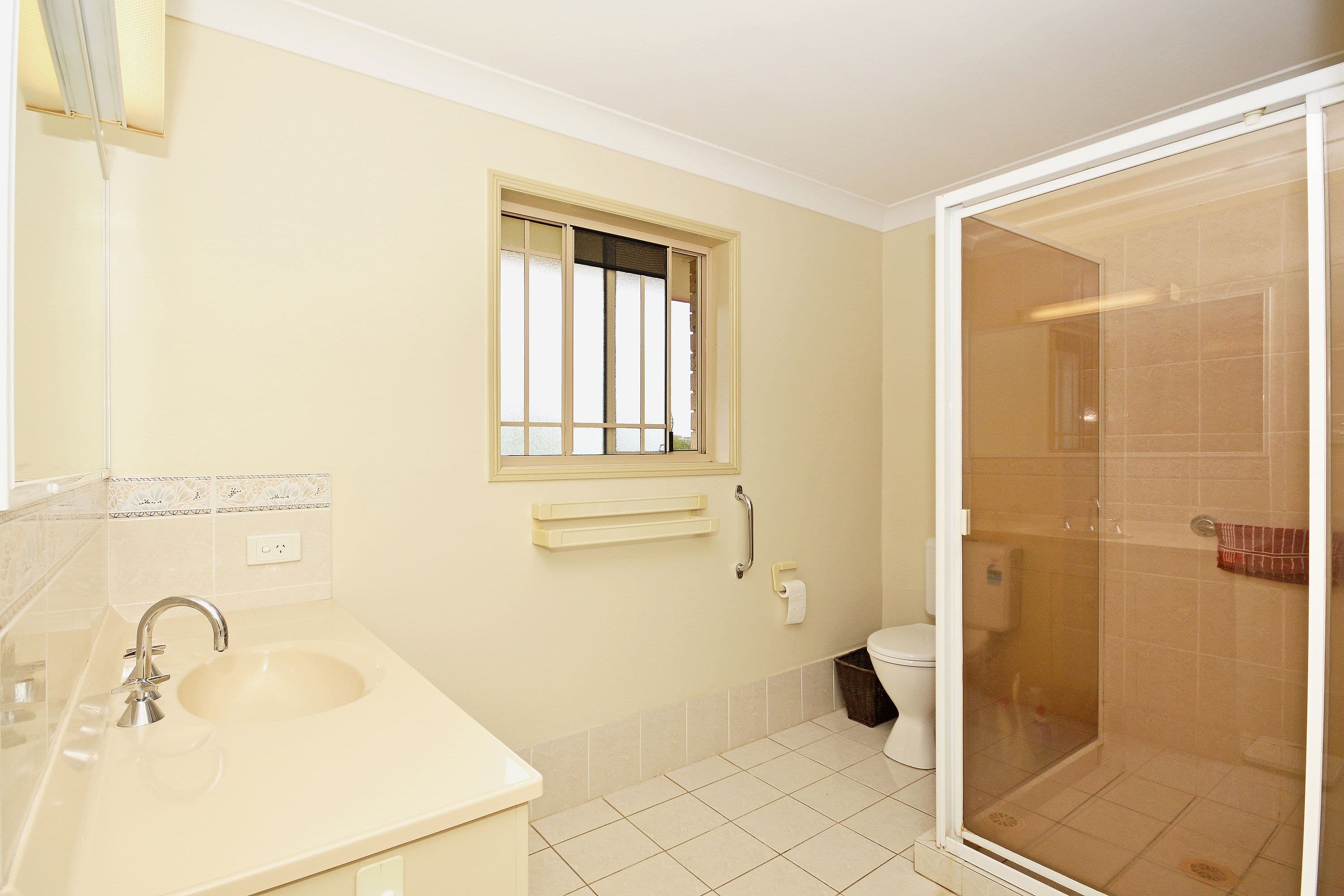23 Cashel Crescent, Banora Point - Thumbnail 7