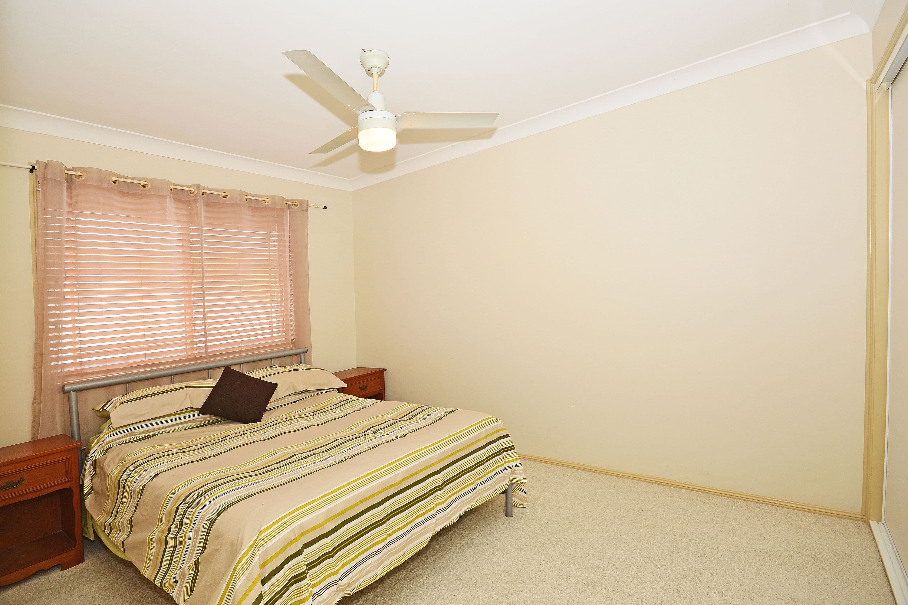 23 Cashel Crescent, Banora Point - Thumbnail 8