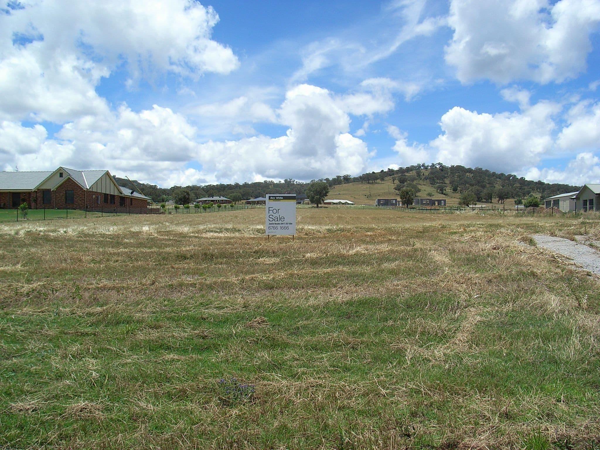 16 Barrington Drive, TAMWORTH NSW 2340, Tamworth - Image 1