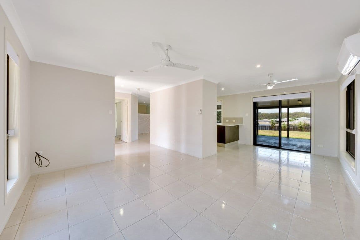 11 Spence Court, Kirkwood QLD 4680, Kirkwood - Thumbnail 4